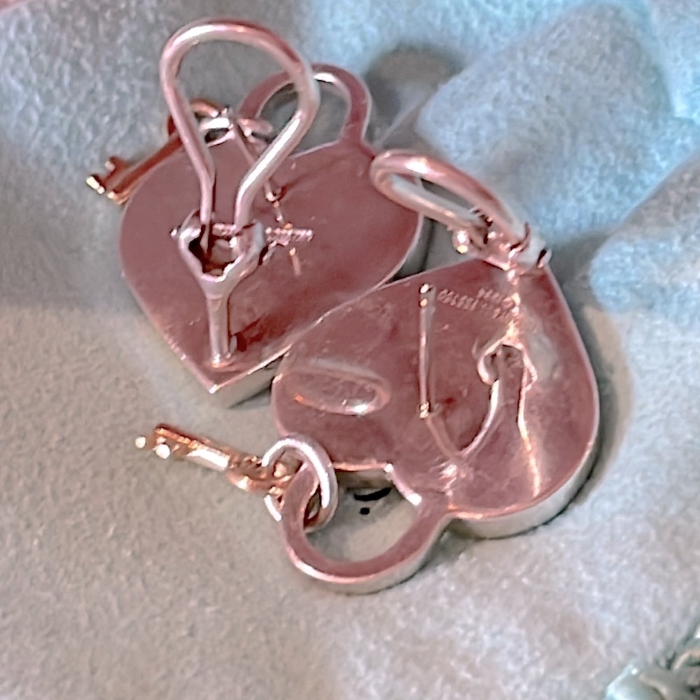 ♡Tiffany & Co™ Vintage Heart Lock &+ Key Earrings. 18K Gold w/ Sterling Silver♡ - Picture 5 of 5